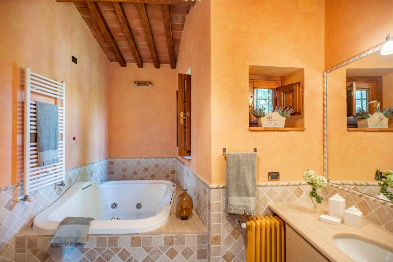 Casa Loretta, Your Luxurious Getaway With Stunning Views Nievole 外观 照片