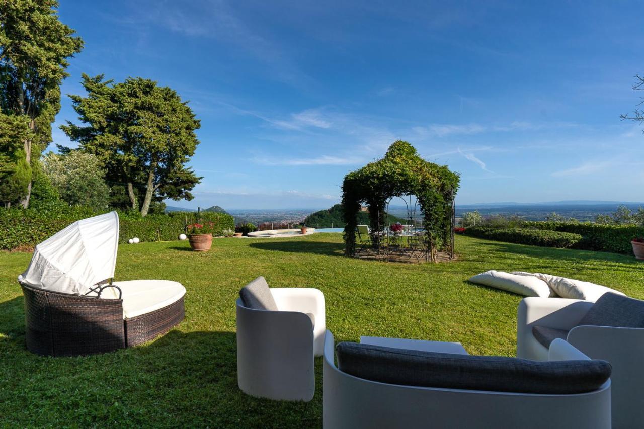 Casa Loretta, Your Luxurious Getaway With Stunning Views Nievole 外观 照片