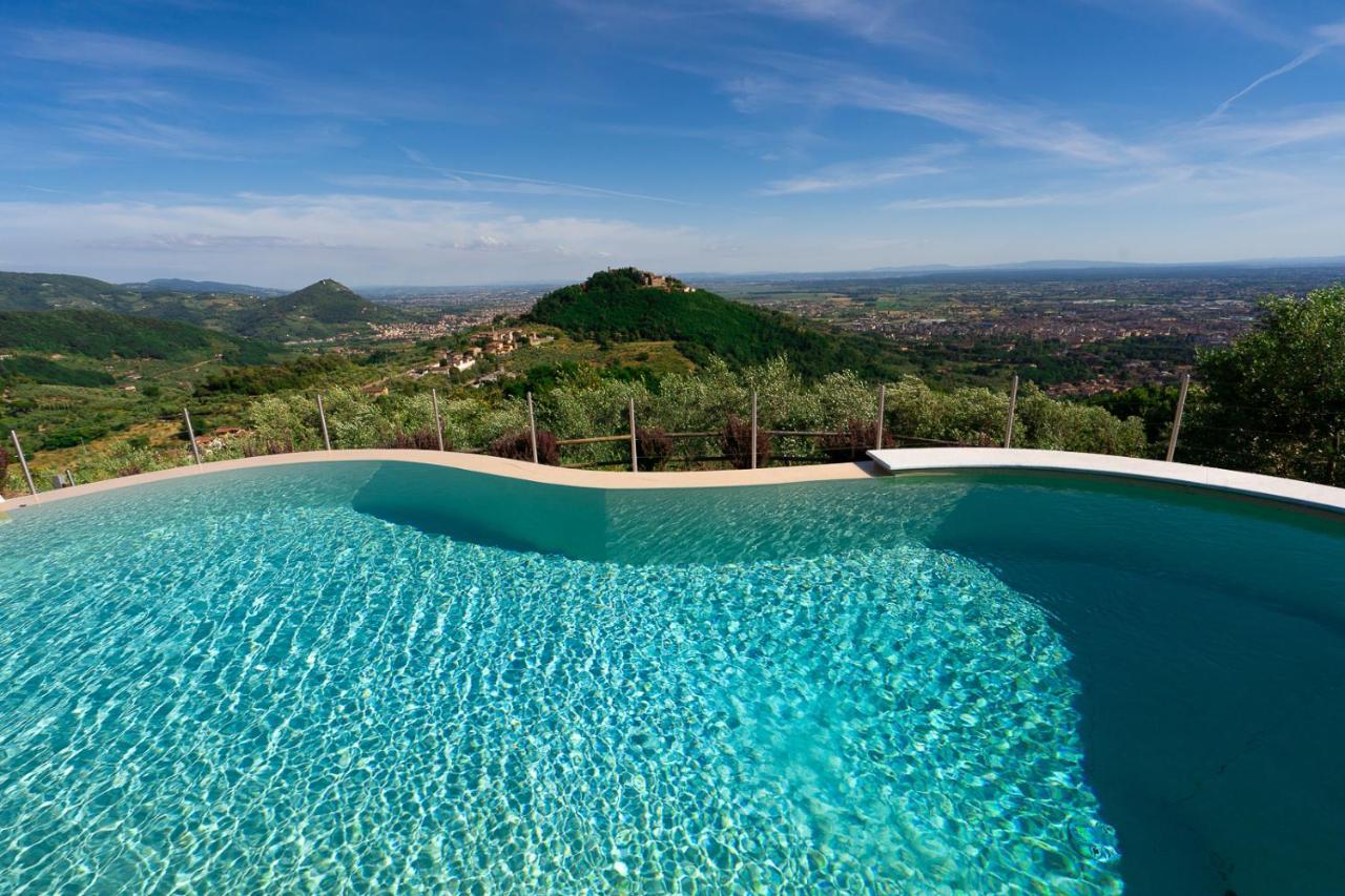 Casa Loretta, Your Luxurious Getaway With Stunning Views Nievole 外观 照片