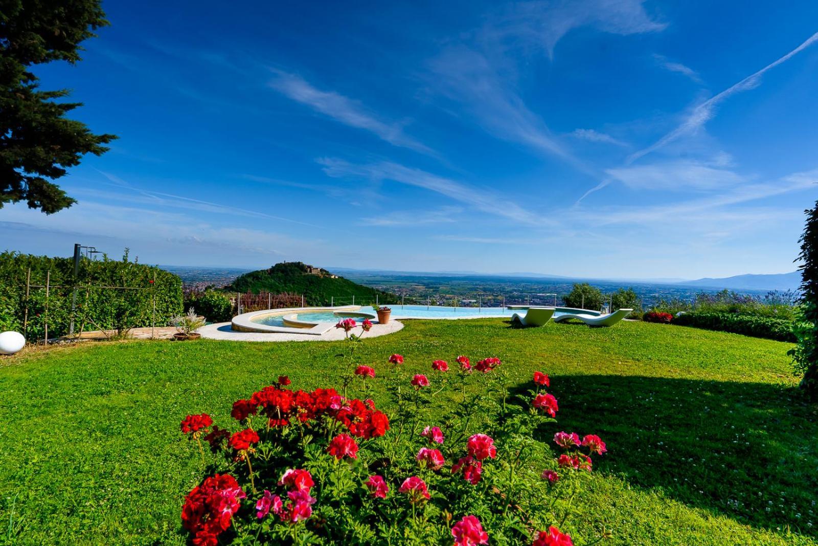Casa Loretta, Your Luxurious Getaway With Stunning Views Nievole 外观 照片